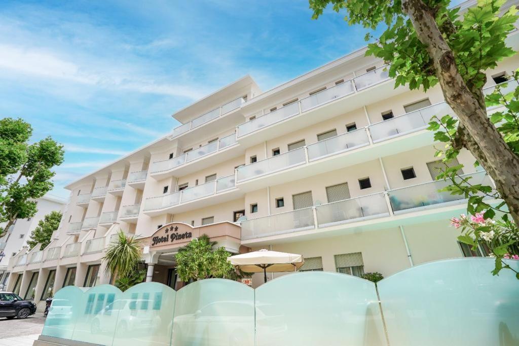 Hotel Pineta ベラーリア・イジェア・マリーナ エクステリア 写真