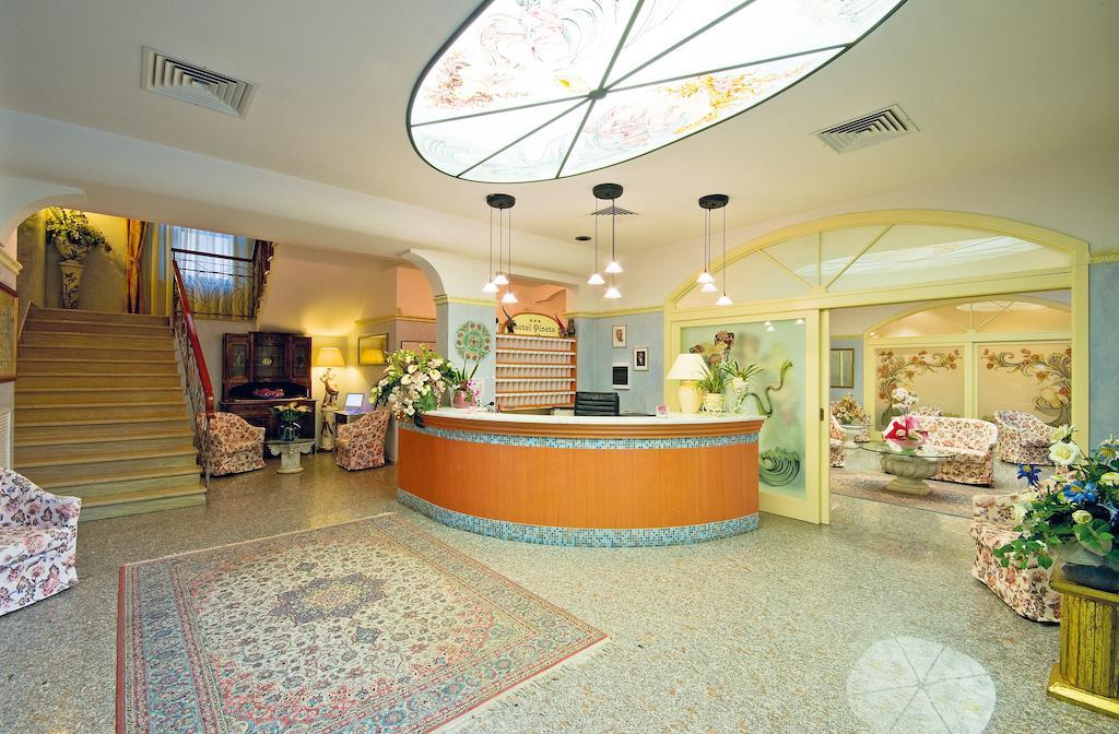 Hotel Pineta ベラーリア・イジェア・マリーナ エクステリア 写真